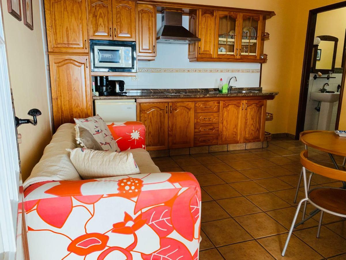 Apartamentos Isla Encantada Puntallana Екстериор снимка