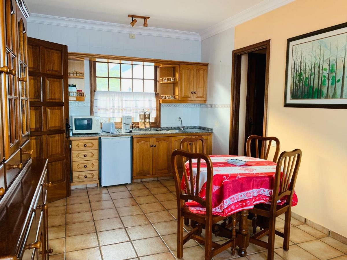 Apartamentos Isla Encantada Puntallana Екстериор снимка