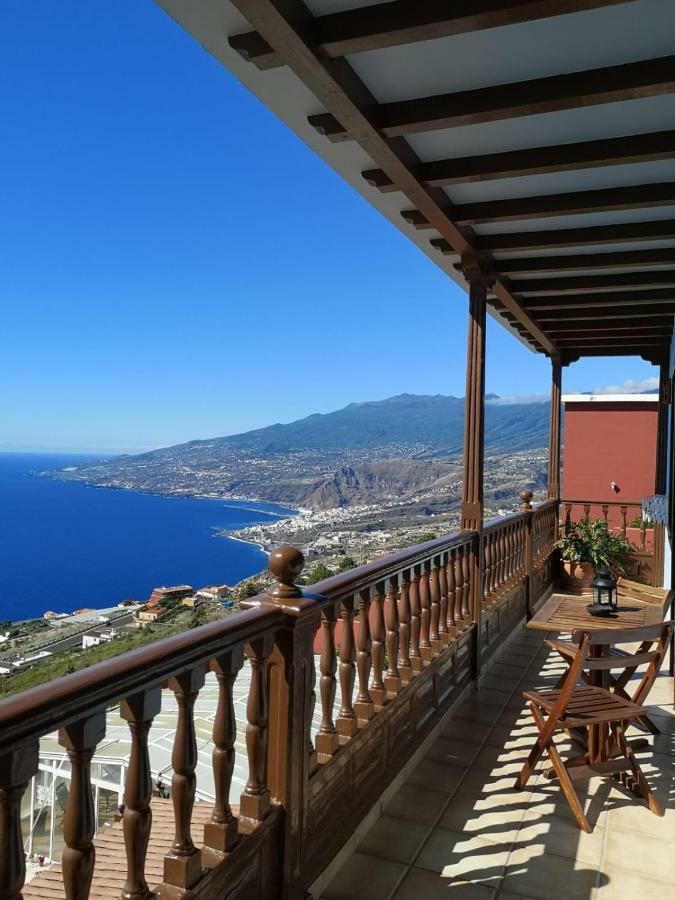 Apartamentos Isla Encantada Puntallana Екстериор снимка