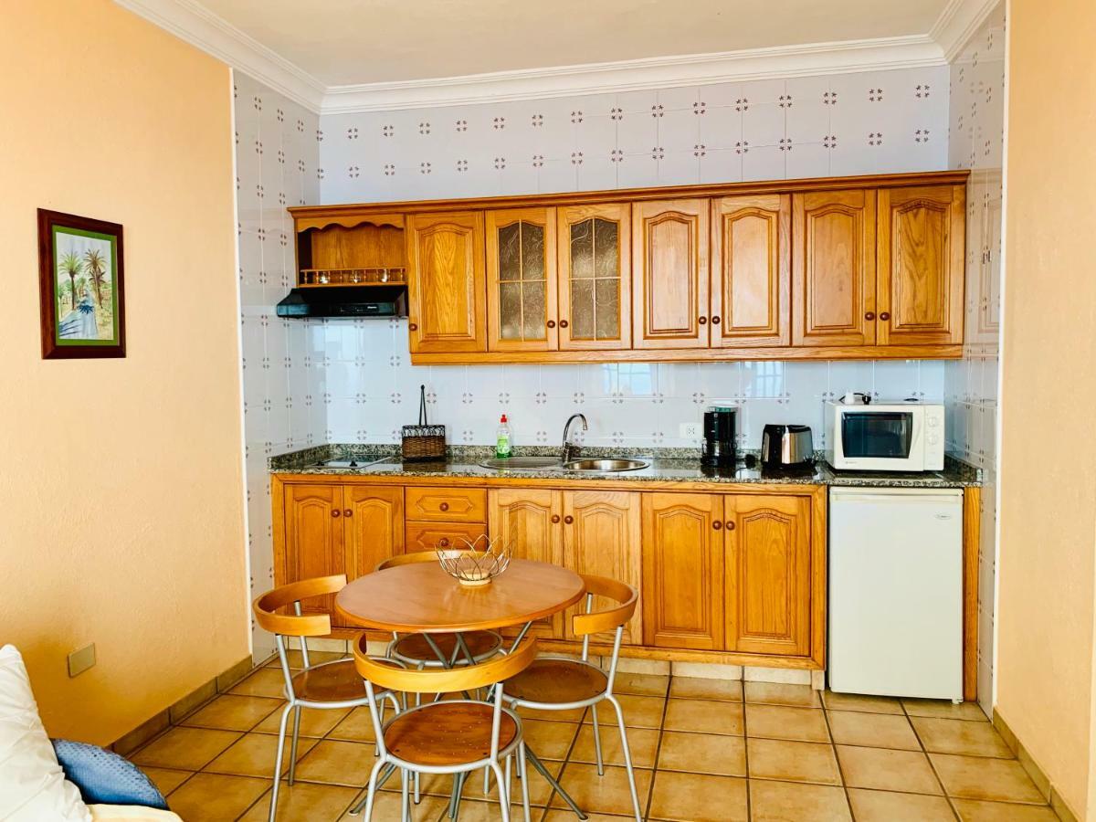 Apartamentos Isla Encantada Puntallana Екстериор снимка