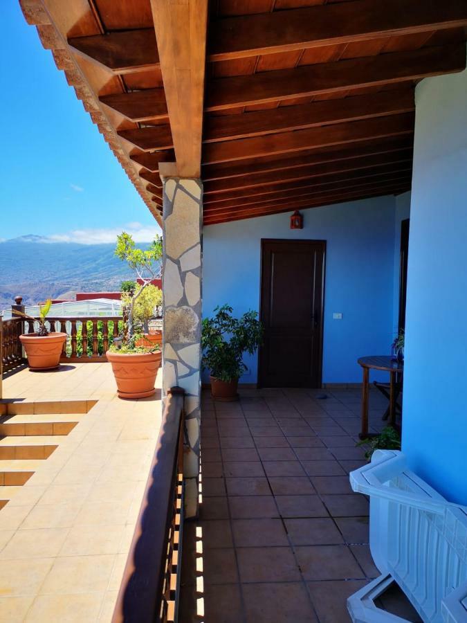 Apartamentos Isla Encantada Puntallana Екстериор снимка